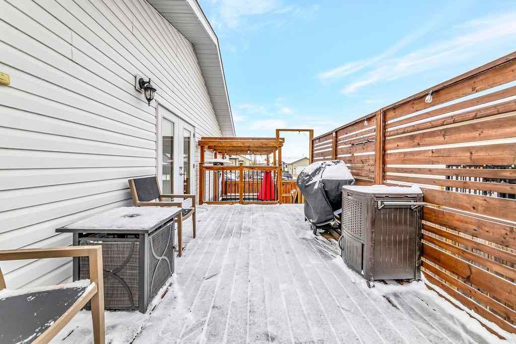 MLS&reg; # A2270002 - 109 5th Avenue  in NONE Lashburn, Residential Open Houses