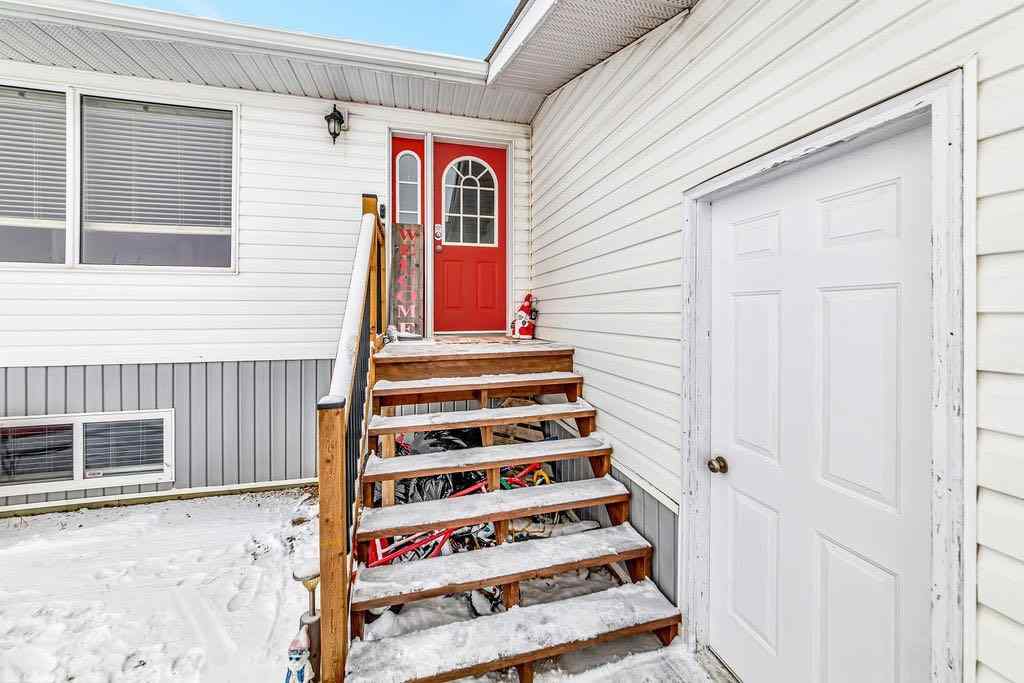 MLS&reg; # A2270002 - 109 5th Avenue  in NONE Lashburn, Residential Open Houses