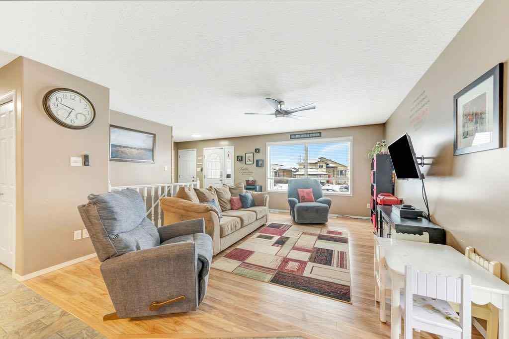 MLS&reg; # A2270002 - 109 5th Avenue  in NONE Lashburn, Residential Open Houses