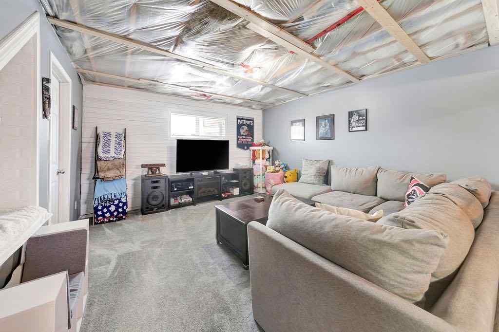 MLS&reg; # A2270002 - 109 5th Avenue  in NONE Lashburn, Residential Open Houses