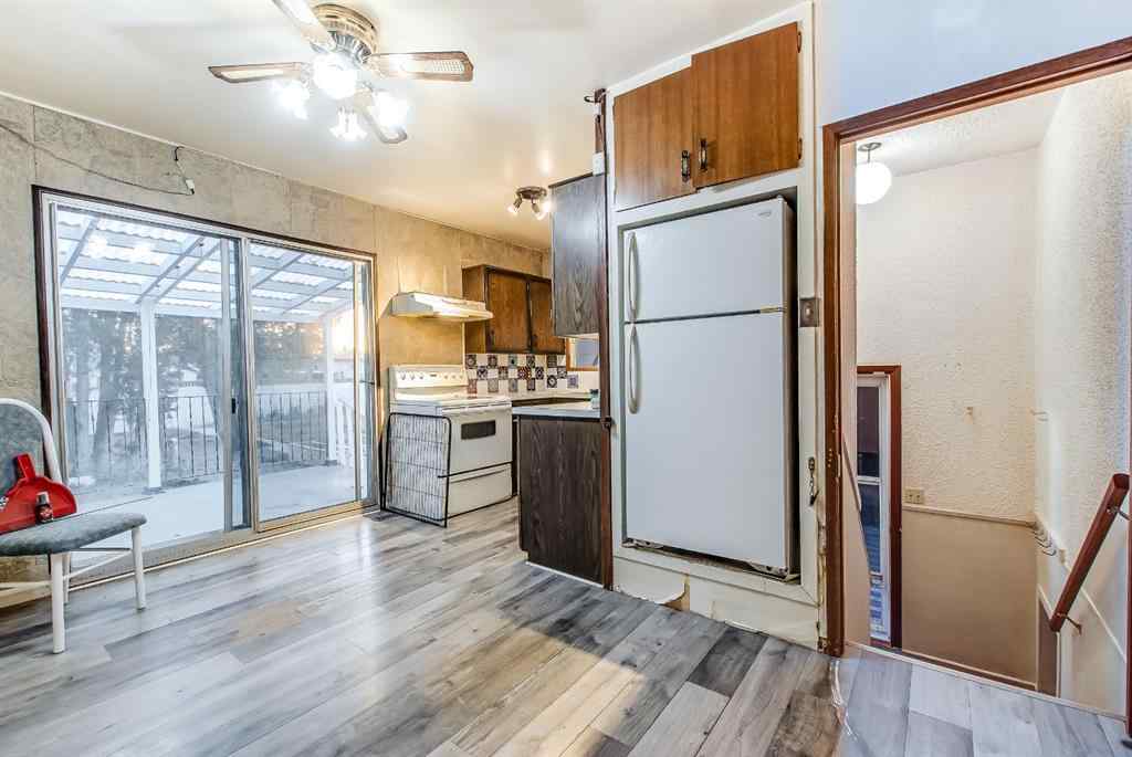 MLS&reg; # A2270004 - 219 4 Street SE in NONE Redcliff, Residential Open Houses