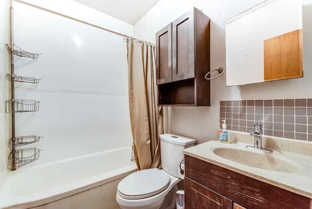 MLS&reg; # A2270004 - 219 4 Street SE in NONE Redcliff, Residential Open Houses