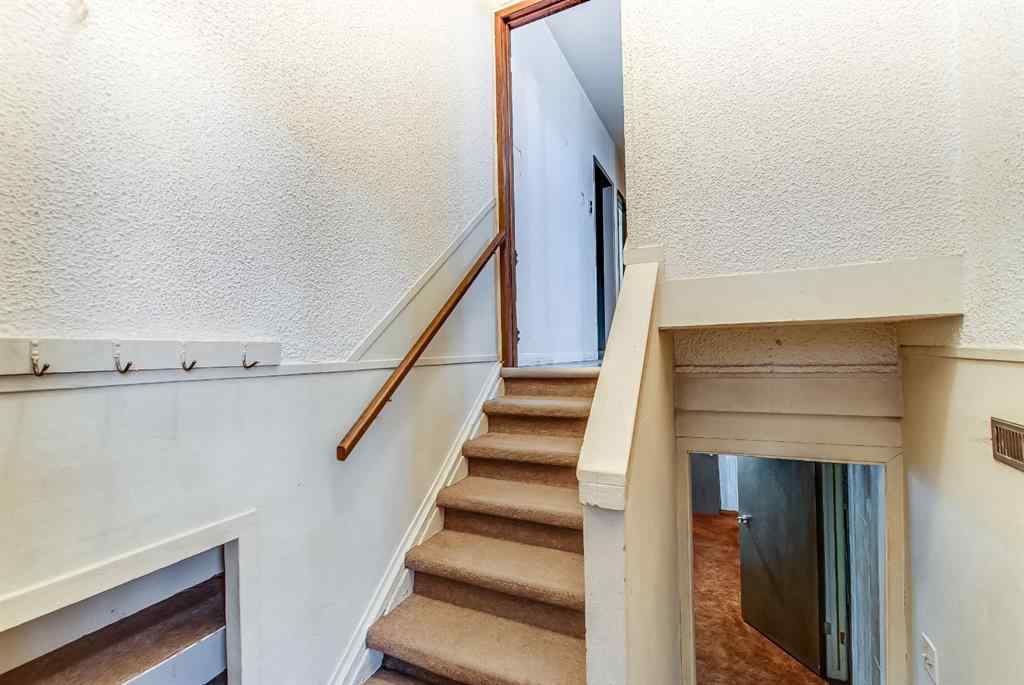 MLS&reg; # A2270004 - 219 4 Street SE in NONE Redcliff, Residential Open Houses