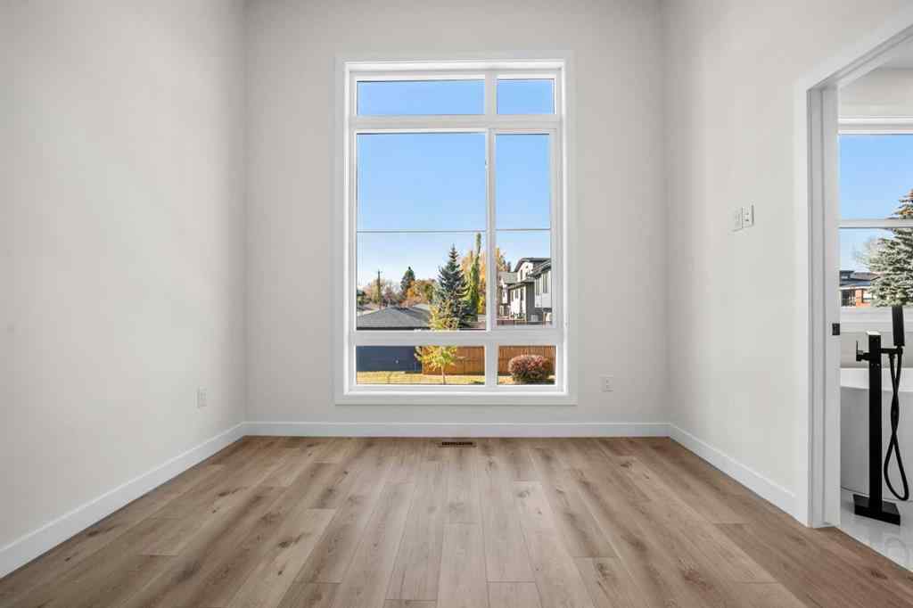 MLS&reg; # A2270005 - 2352 7 Street NW in Mount Pleasant Calgary, Residential Open Houses