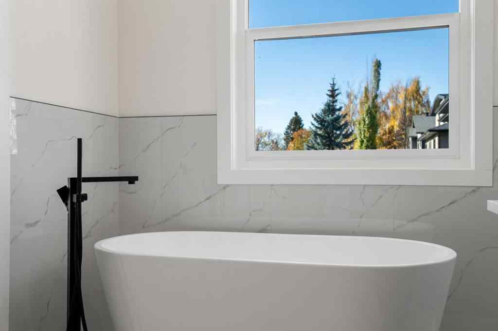 MLS&reg; # A2270005 - 2352 7 Street NW in Mount Pleasant Calgary, Residential Open Houses