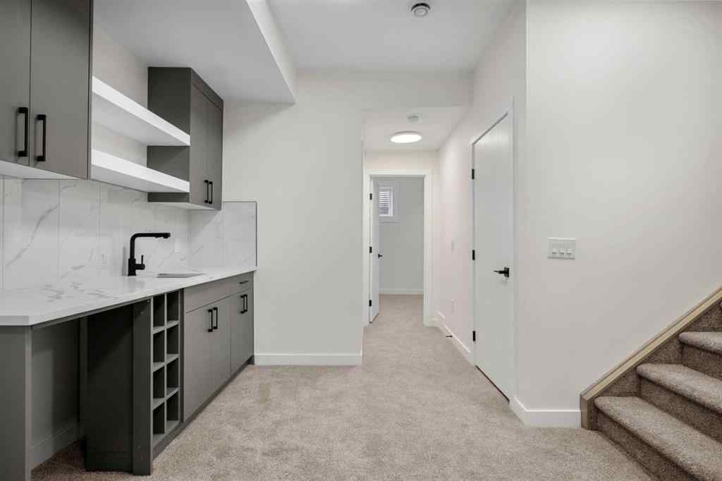 MLS&reg; # A2270005 - 2352 7 Street NW in Mount Pleasant Calgary, Residential Open Houses