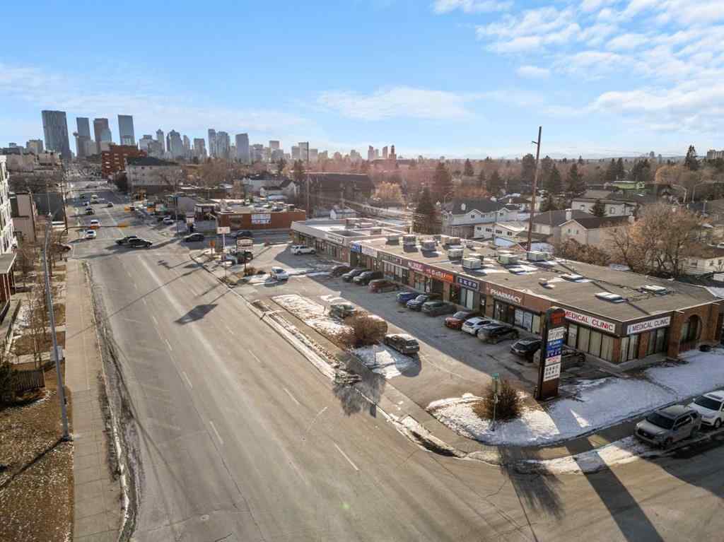 MLS&reg; # A2270005 - 2352 7 Street NW in Mount Pleasant Calgary, Residential Open Houses
