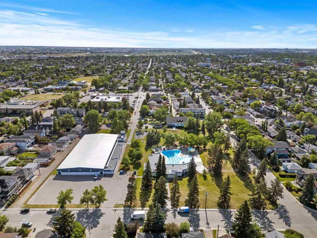 MLS&reg; # A2270005 - 2352 7 Street NW in Mount Pleasant Calgary, Residential Open Houses