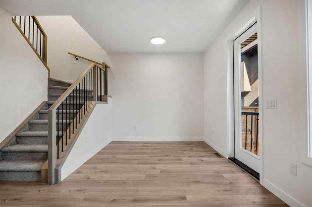 MLS&reg; # A2270005 - 2352 7 Street NW in Mount Pleasant Calgary, Residential Open Houses