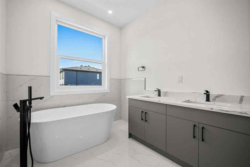 MLS&reg; # A2270005 - 2352 7 Street NW in Mount Pleasant Calgary, Residential Open Houses