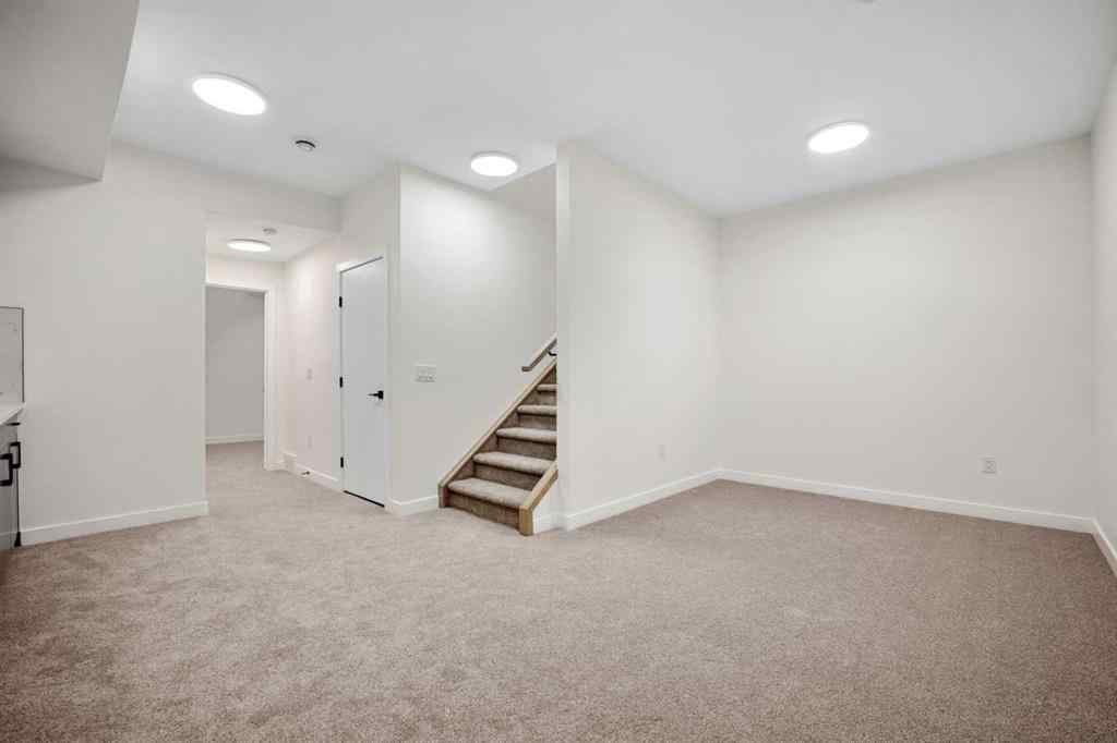 MLS&reg; # A2270005 - 2352 7 Street NW in Mount Pleasant Calgary, Residential Open Houses