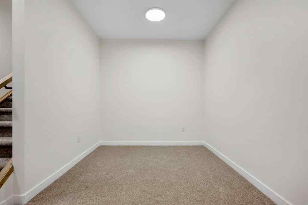 MLS&reg; # A2270005 - 2352 7 Street NW in Mount Pleasant Calgary, Residential Open Houses