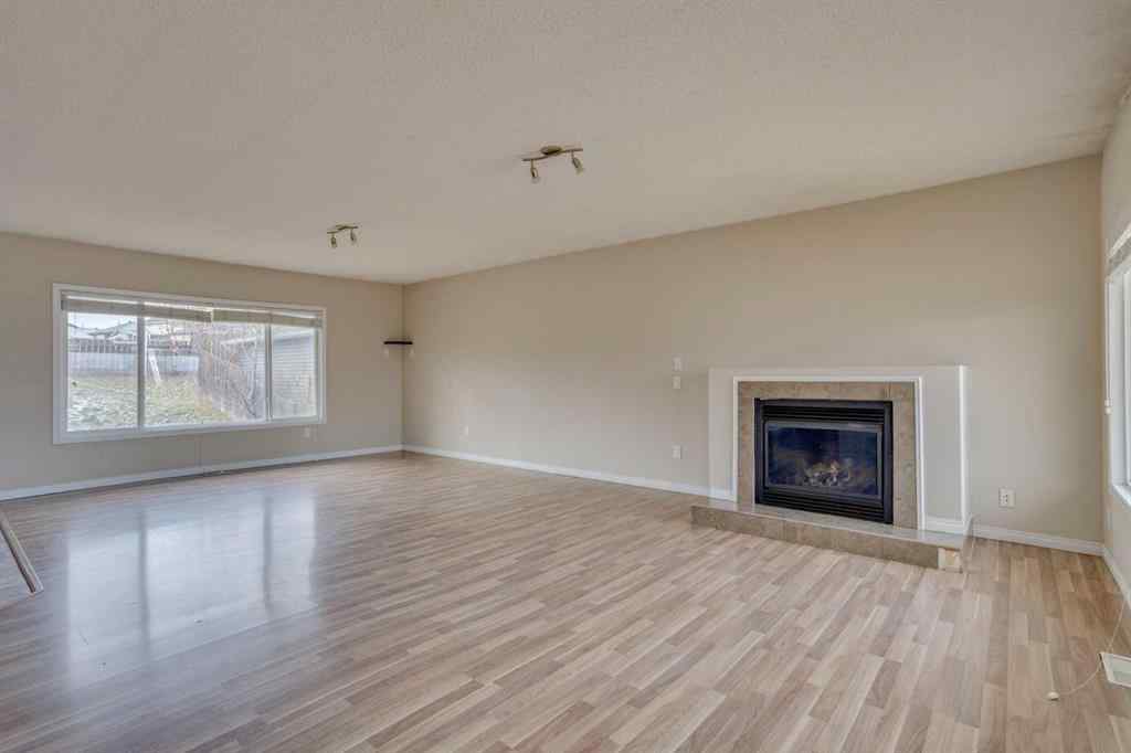 MLS&reg; # A2270008 - 121 Beaconwood Place  in Beacon Hill Fort McMurray, Residential Open Houses