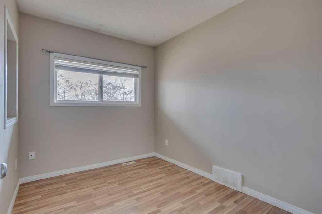 MLS&reg; # A2270008 - 121 Beaconwood Place  in Beacon Hill Fort McMurray, Residential Open Houses