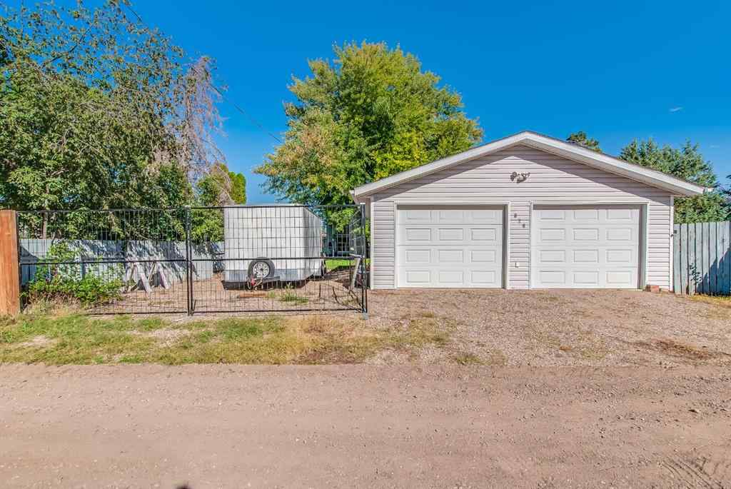 MLS&reg; # A2270013 - 928 4 Street SE in NONE Redcliff, Residential Open Houses