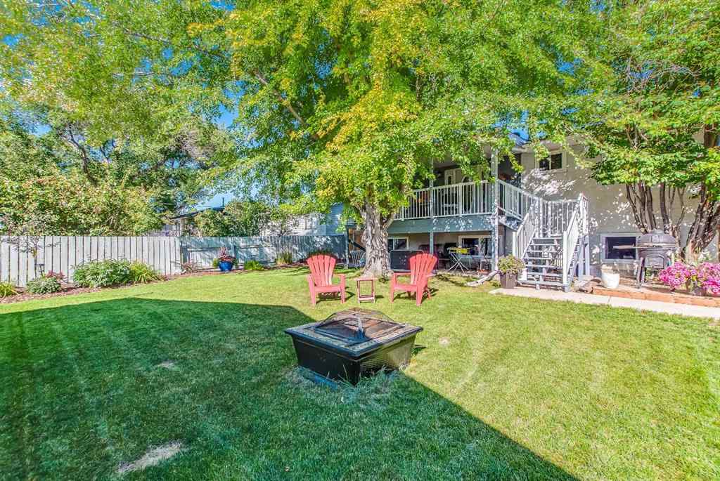 MLS&reg; # A2270013 - 928 4 Street SE in NONE Redcliff, Residential Open Houses