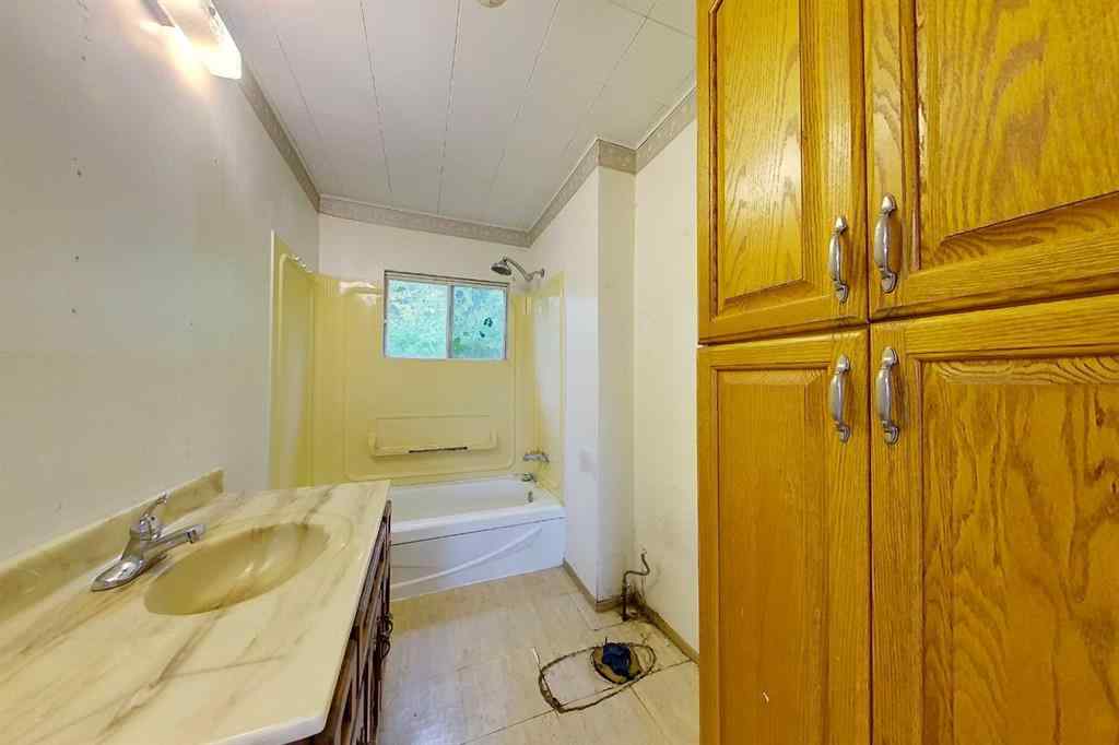 MLS&reg; # A2270017 - 15420 Township Road 743A   in NONE Rural Big Lakes County, Residential Open Houses