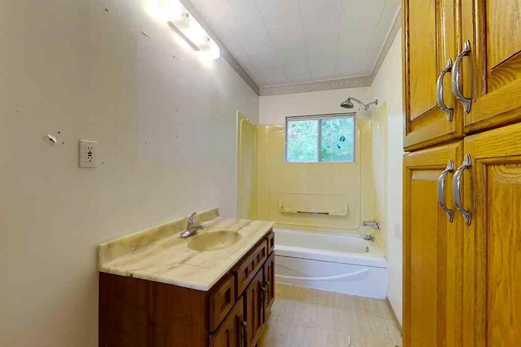 MLS&reg; # A2270017 - 15420 Township Road 743A   in NONE Rural Big Lakes County, Residential Open Houses