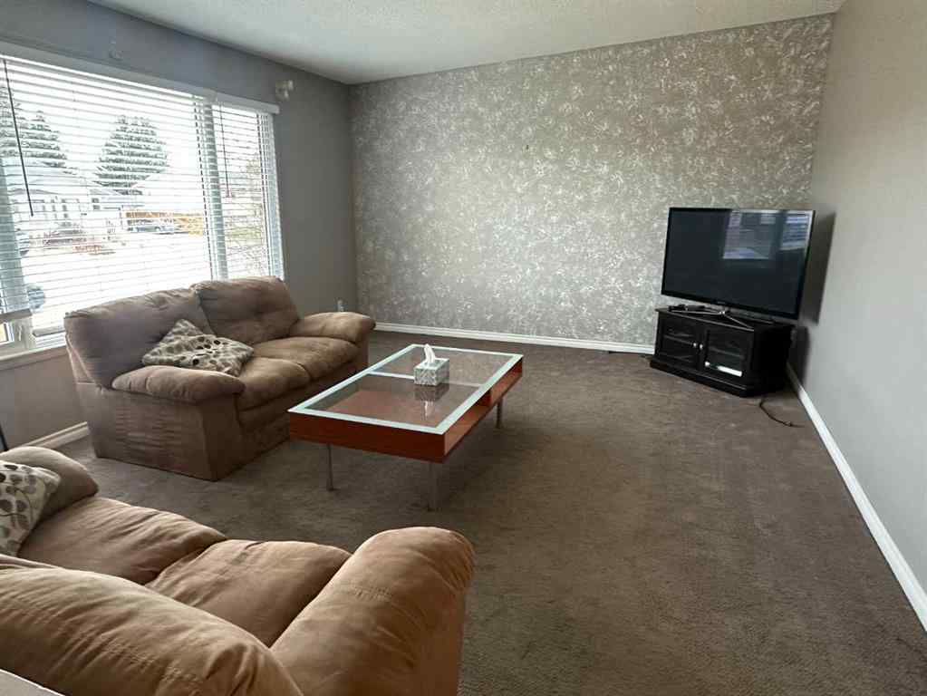 MLS&reg; # A2270019 - 5813 47 Street  in NONE Taber, Residential Open Houses