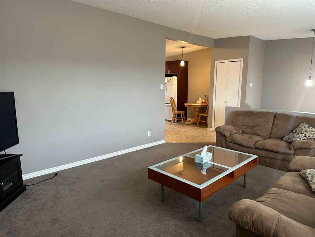 MLS&reg; # A2270019 - 5813 47 Street  in NONE Taber, Residential Open Houses