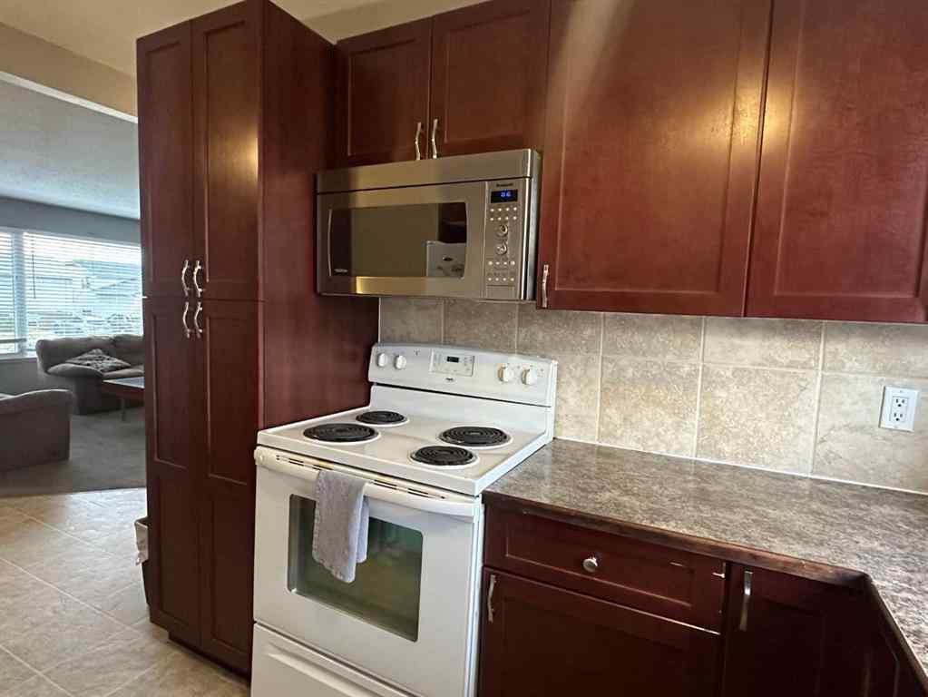 MLS&reg; # A2270019 - 5813 47 Street  in NONE Taber, Residential Open Houses