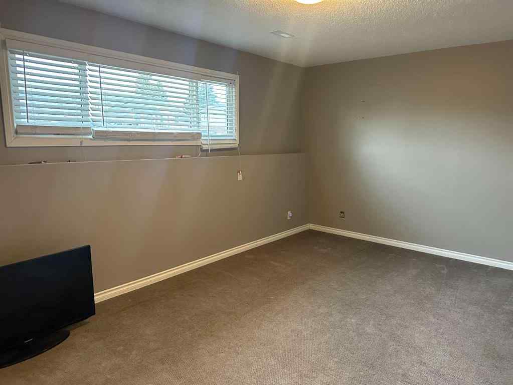 MLS&reg; # A2270019 - 5813 47 Street  in NONE Taber, Residential Open Houses