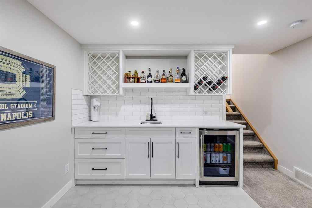 MLS® A2270022 - 4528 Vegas Road NW in Varsity Calgary, Residential