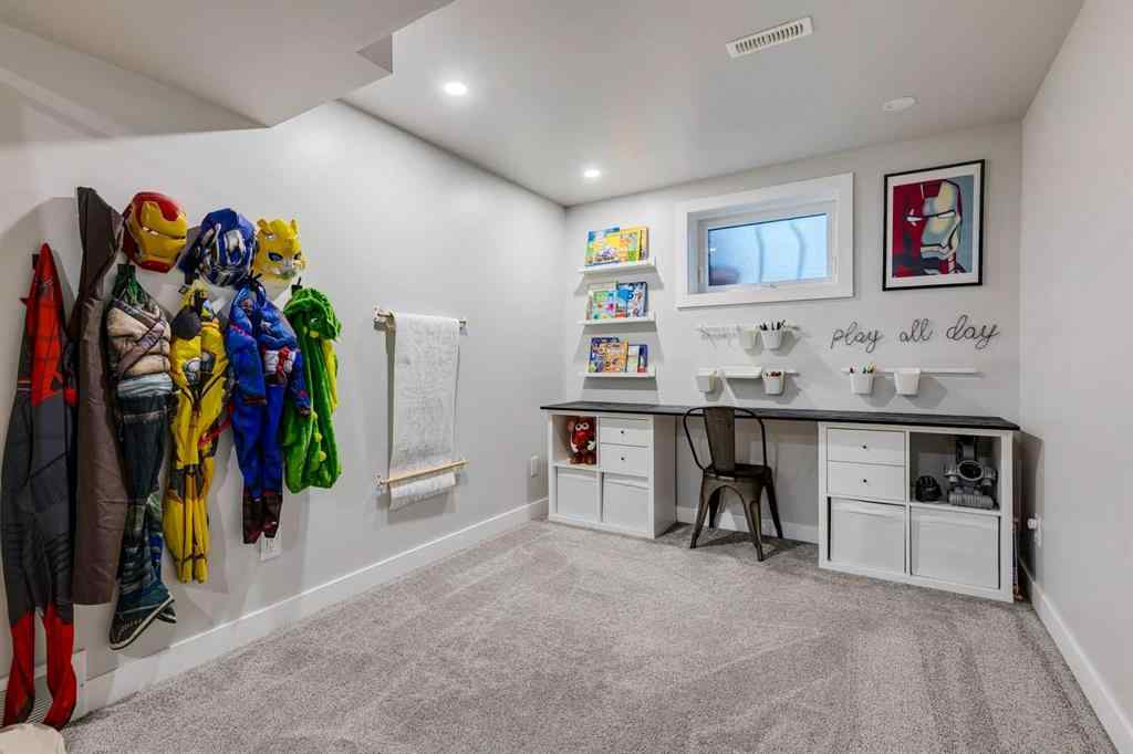 MLS® A2270022 - 4528 Vegas Road NW in Varsity Calgary, Residential