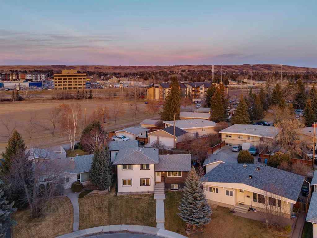 MLS® A2270022 - 4528 Vegas Road NW in Varsity Calgary, Residential