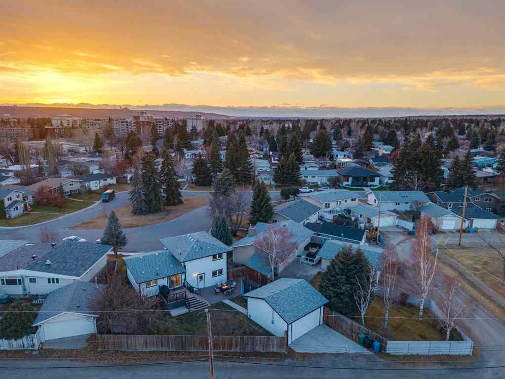 MLS® A2270022 - 4528 Vegas Road NW in Varsity Calgary, Residential