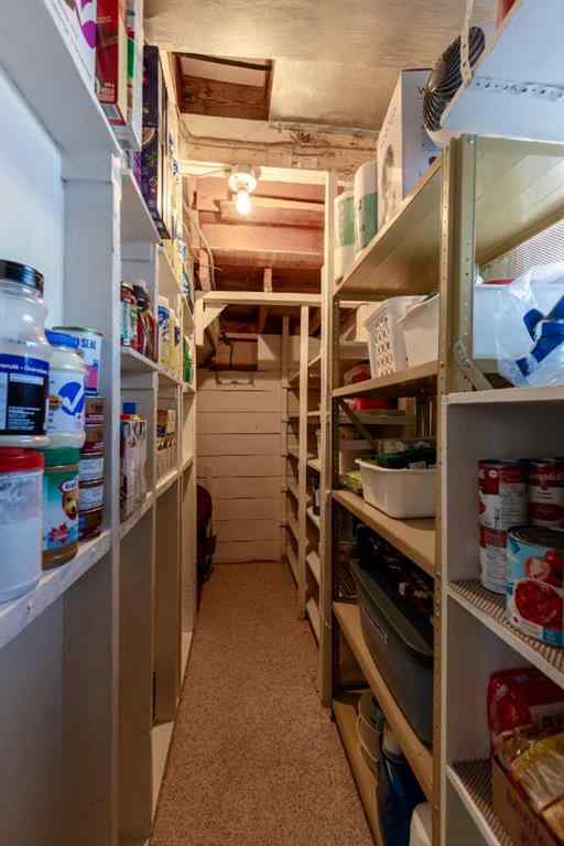 MLS&reg; # A2270023 - 350 4 Street SW in SW Hill Medicine Hat, Residential Open Houses