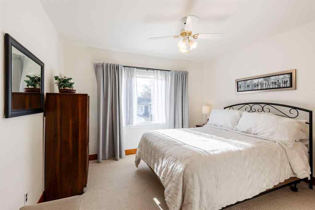 MLS&reg; # A2270023 - 350 4 Street SW in SW Hill Medicine Hat, Residential Open Houses