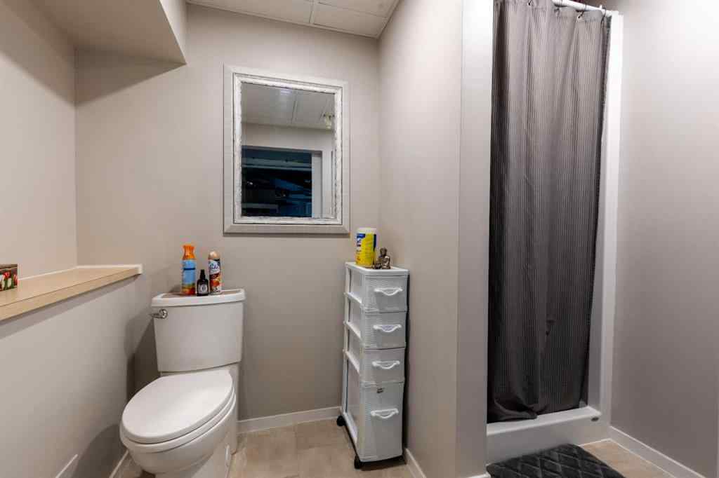 MLS&reg; # A2270023 - 350 4 Street SW in SW Hill Medicine Hat, Residential Open Houses