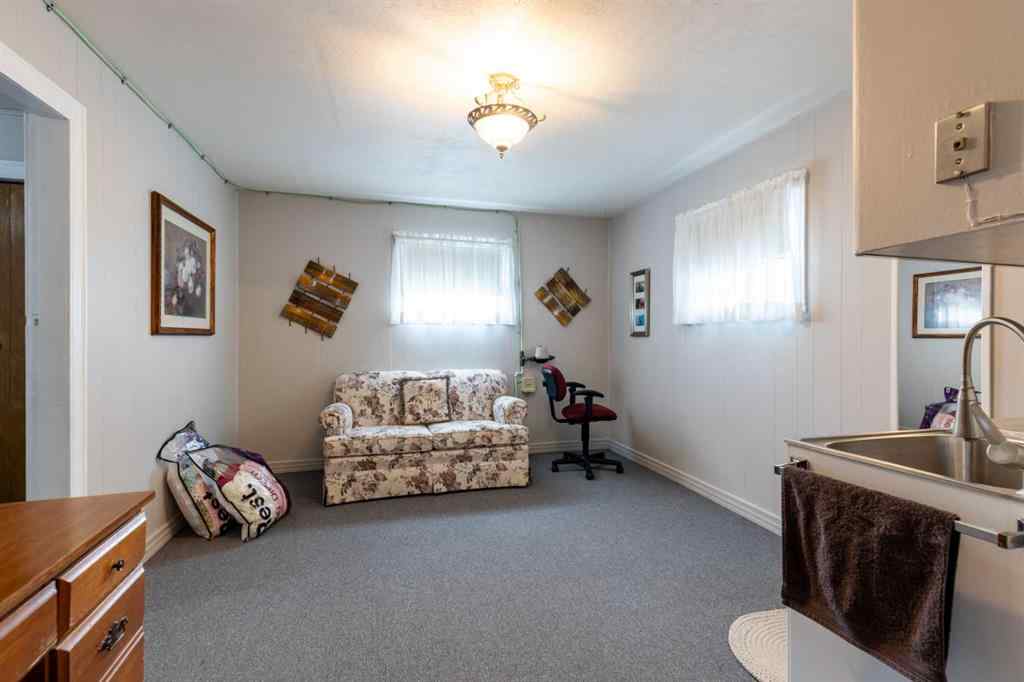 MLS&reg; # A2270023 - 350 4 Street SW in SW Hill Medicine Hat, Residential Open Houses