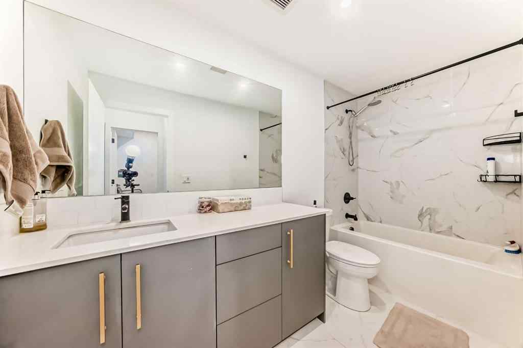 MLS&reg; # A2270025 - Unit #204 4275 Norford Avenue NW in University District Calgary, Residential Open Houses