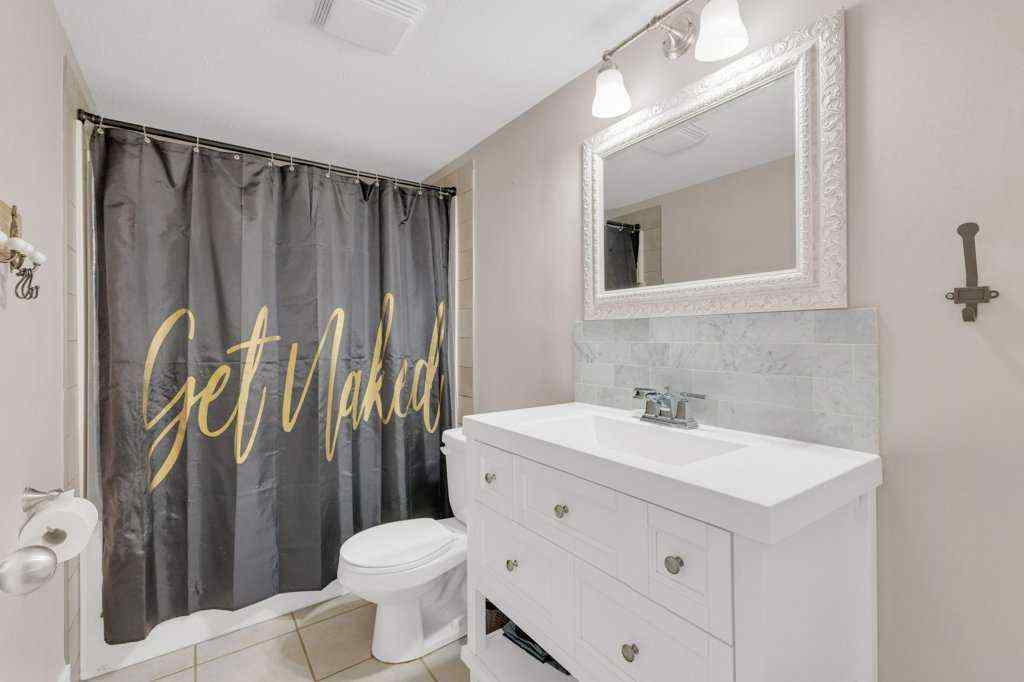 MLS&reg; # A2270026 - 4026 40 Street Close   in Riverside Ponoka, Residential Open Houses