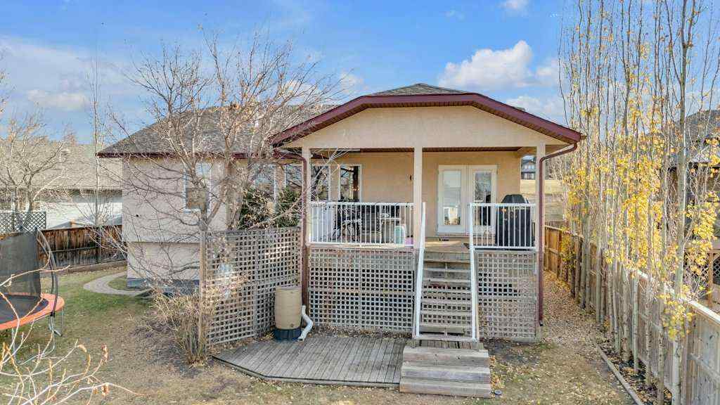 MLS&reg; # A2270026 - 4026 40 Street Close   in Riverside Ponoka, Residential Open Houses