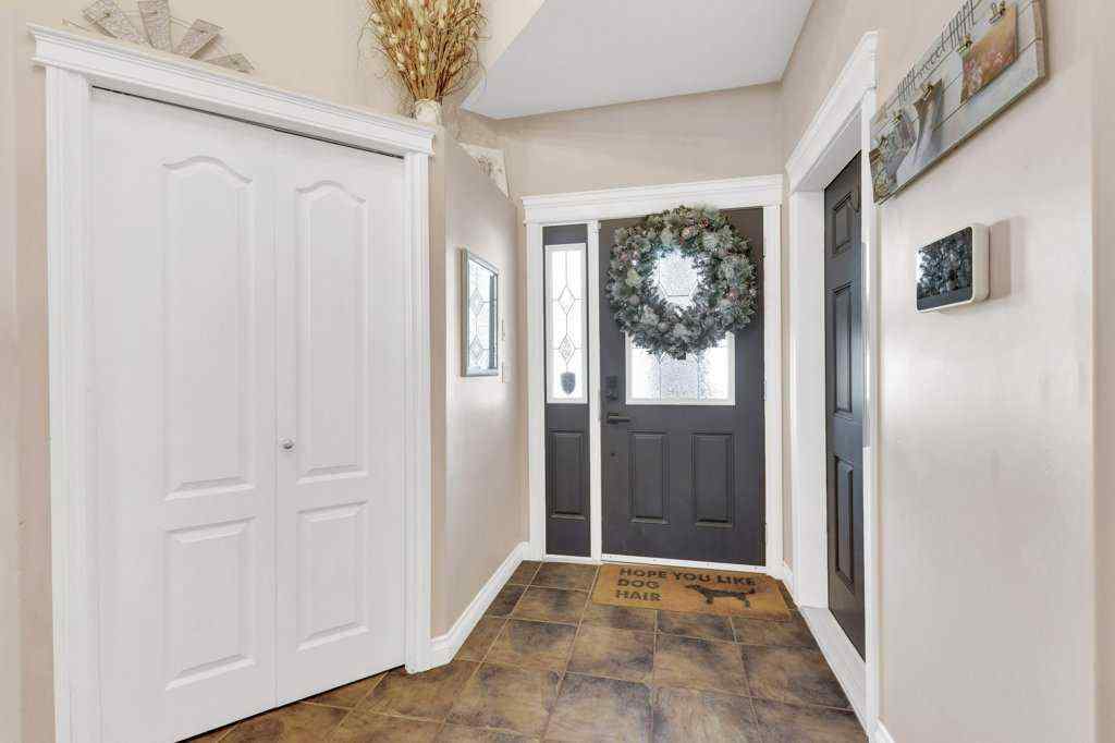 MLS&reg; # A2270026 - 4026 40 Street Close   in Riverside Ponoka, Residential Open Houses