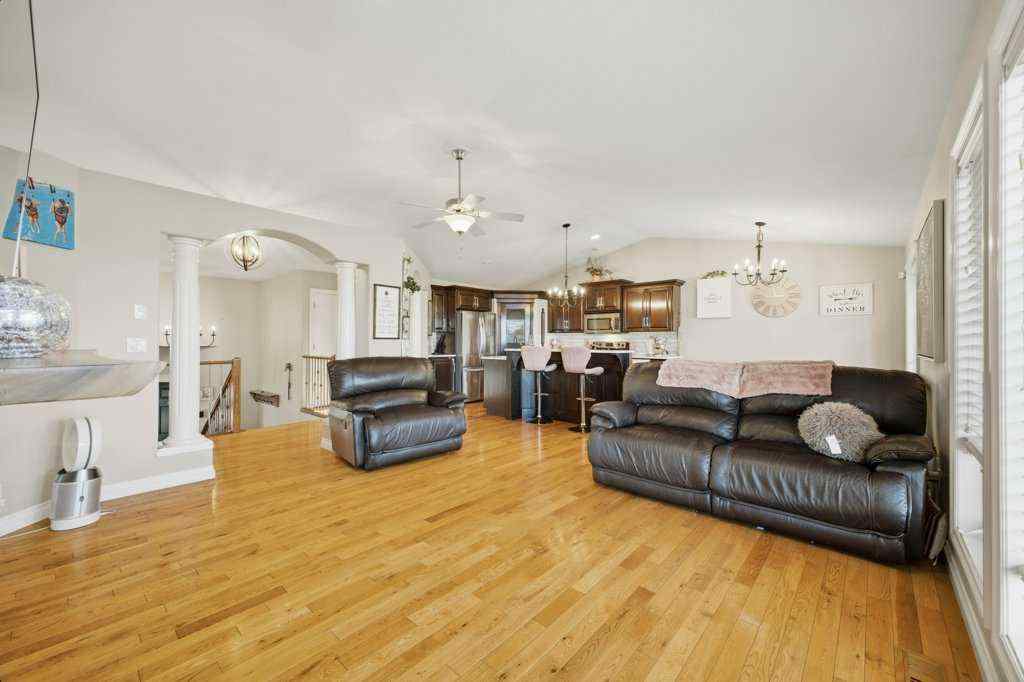 MLS&reg; # A2270026 - 4026 40 Street Close   in Riverside Ponoka, Residential Open Houses