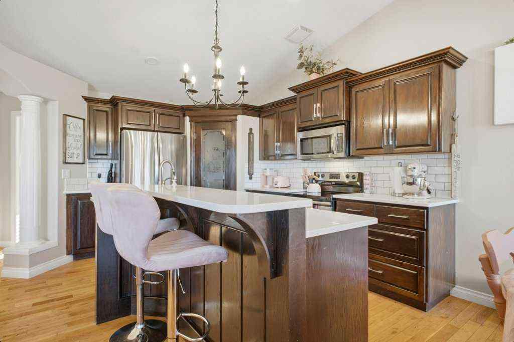 MLS&reg; # A2270026 - 4026 40 Street Close   in Riverside Ponoka, Residential Open Houses