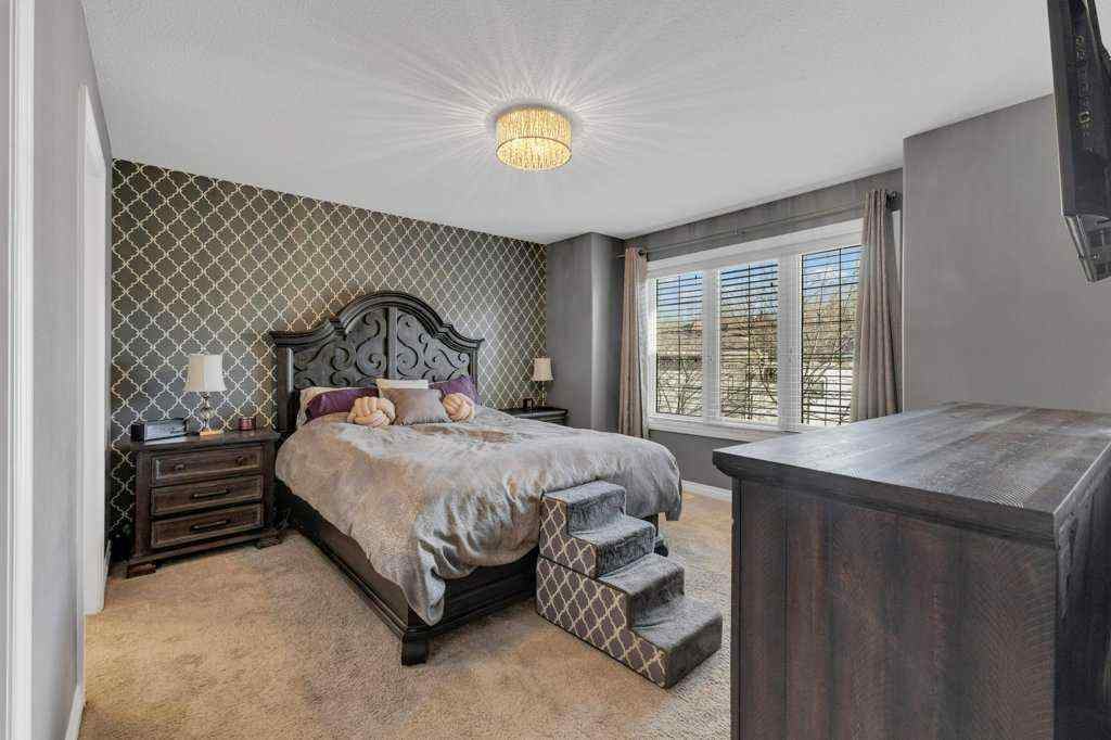 MLS&reg; # A2270026 - 4026 40 Street Close   in Riverside Ponoka, Residential Open Houses