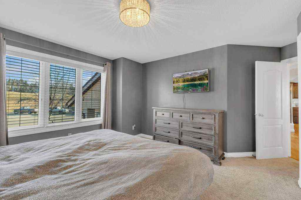 MLS&reg; # A2270026 - 4026 40 Street Close   in Riverside Ponoka, Residential Open Houses