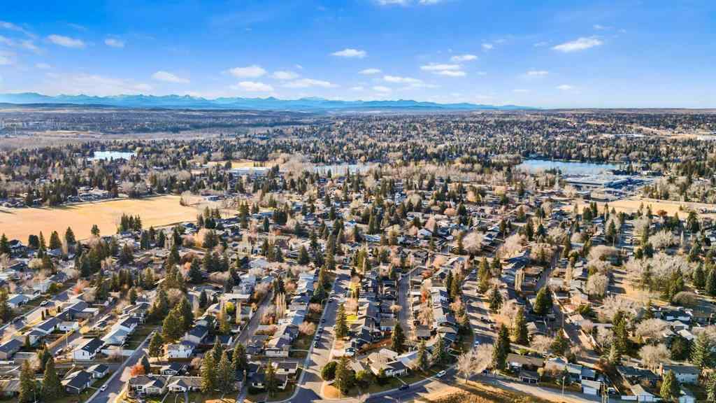 MLS® A2270030 - 1108 Lake Sundance Crescent SE in Lake Bonavista Calgary, Residential