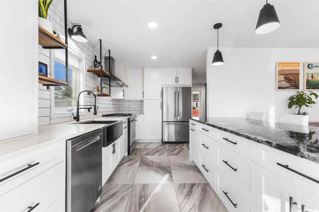 MLS® A2270030 - 1108 Lake Sundance Crescent SE in Lake Bonavista Calgary, Residential