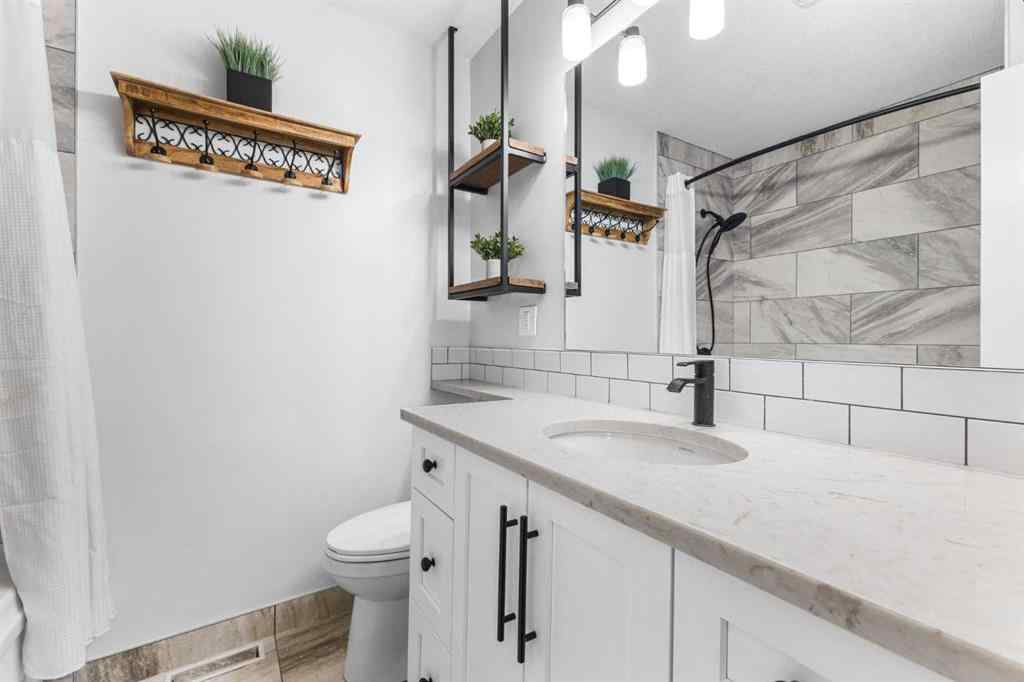 MLS® A2270030 - 1108 Lake Sundance Crescent SE in Lake Bonavista Calgary, Residential