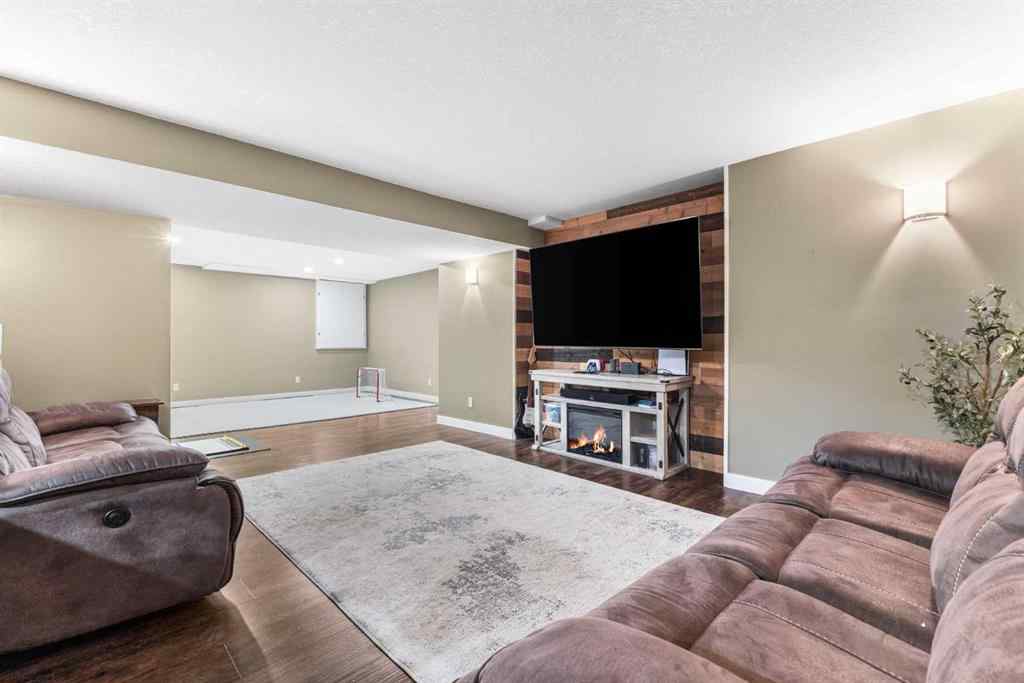 MLS® A2270030 - 1108 Lake Sundance Crescent SE in Lake Bonavista Calgary, Residential