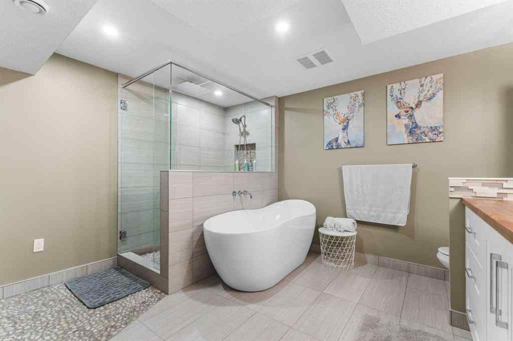 MLS® A2270030 - 1108 Lake Sundance Crescent SE in Lake Bonavista Calgary, Residential