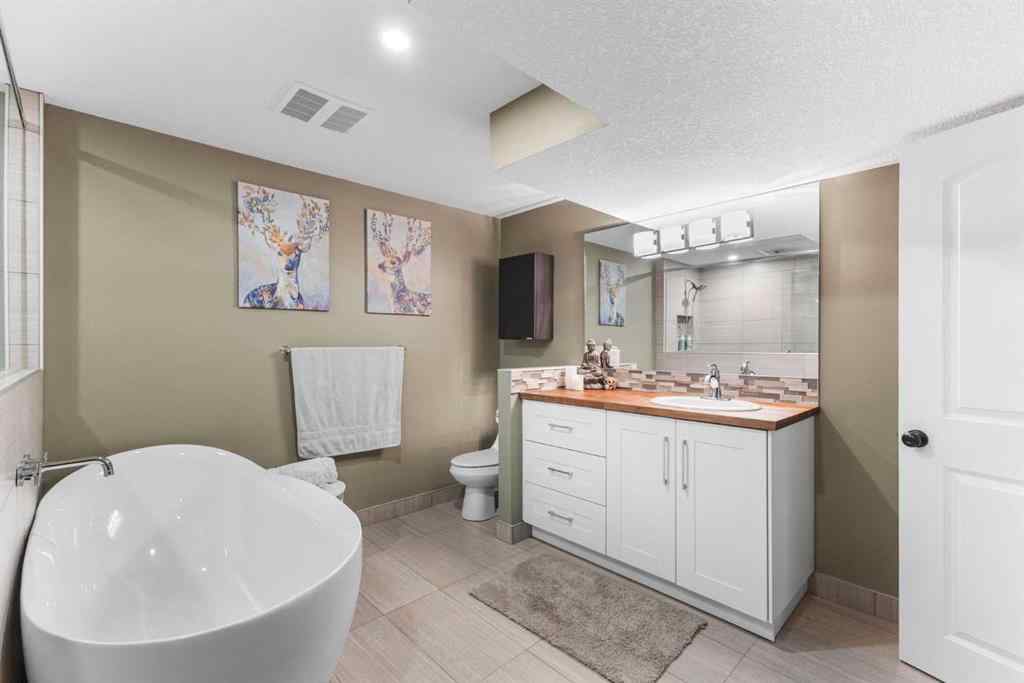 MLS® A2270030 - 1108 Lake Sundance Crescent SE in Lake Bonavista Calgary, Residential