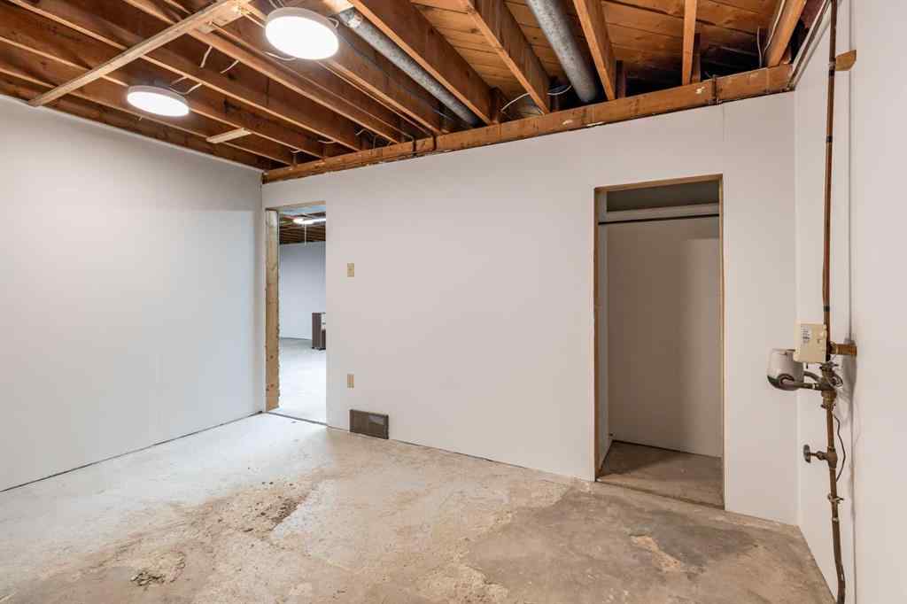 MLS&reg; # A2270031 - 540 5 Avenue SW in SW Hill Medicine Hat, Residential Open Houses