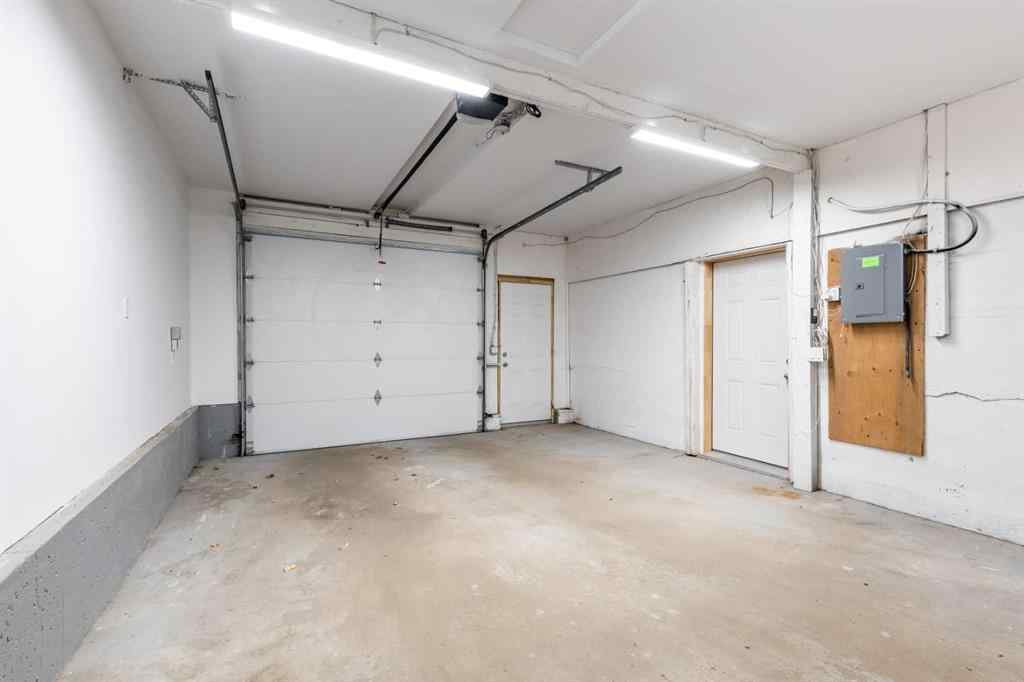 MLS&reg; # A2270031 - 540 5 Avenue SW in SW Hill Medicine Hat, Residential Open Houses